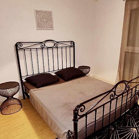 Joli Appartement Avignon Luaran gambar